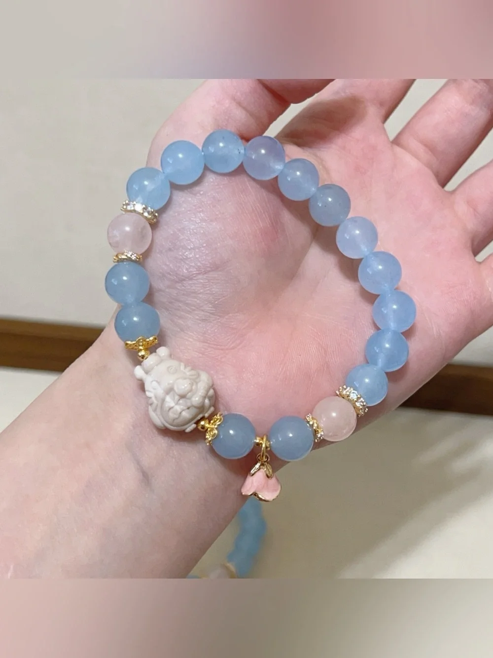 Handmade Blue Chalcedony Bracelet with Cute Alashan Agate stone charm 10mm